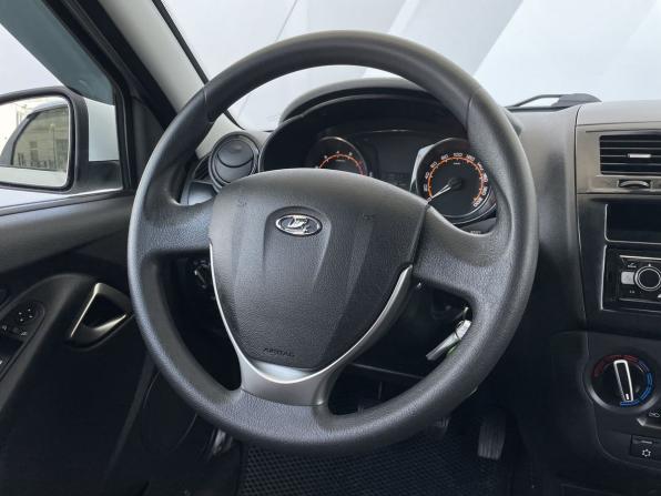 Lada (ВАЗ) Granta I Рестайлинг с пробегом 2023 года, цена 738 000 рублей, 45687 км, седан, Автокод Объявления