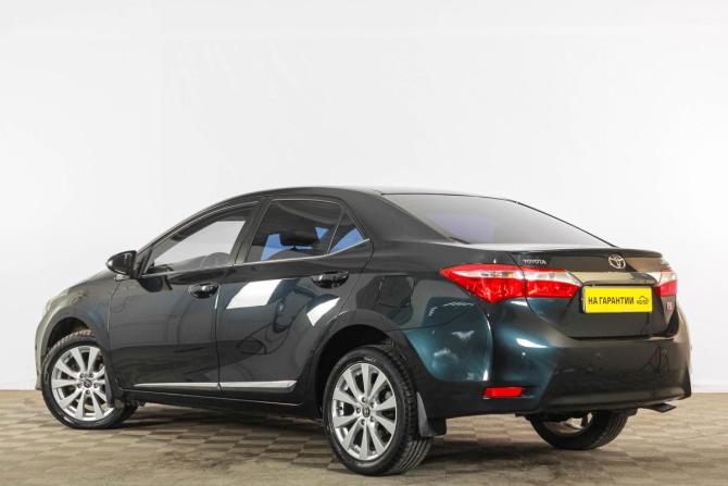 Toyota Corolla XI (E160 E170 E180) с пробегом 2013 года, цена 1 699 000 рублей, 170330 км, седан, Автокод Объявления