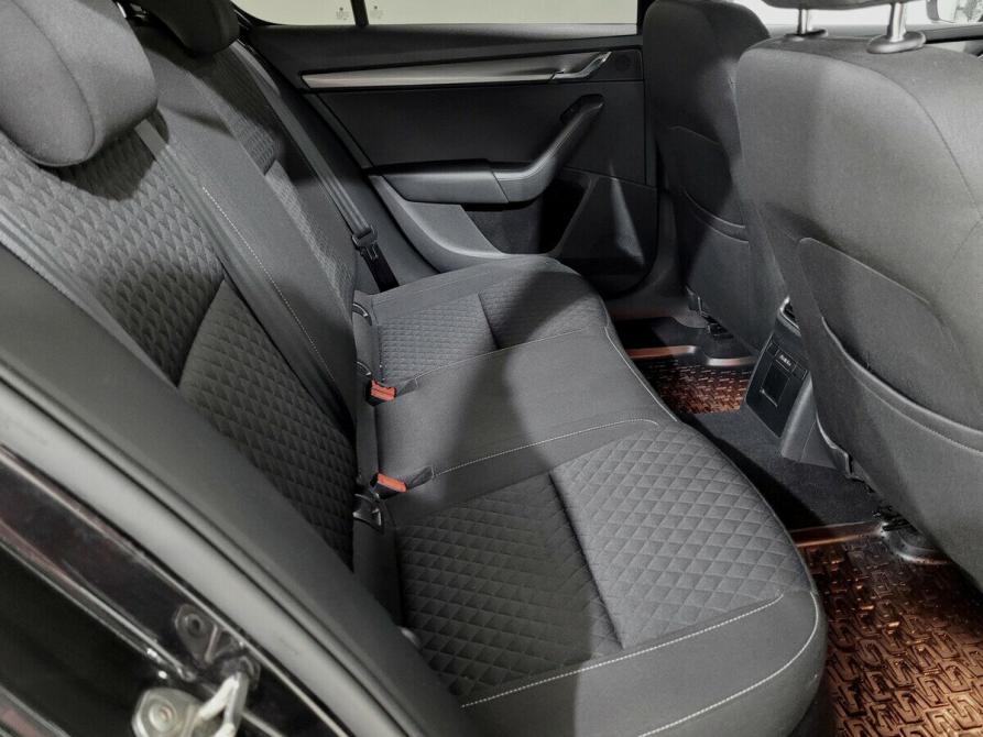 Skoda Octavia III (A7) Рестайлинг Москва  - изображение 12