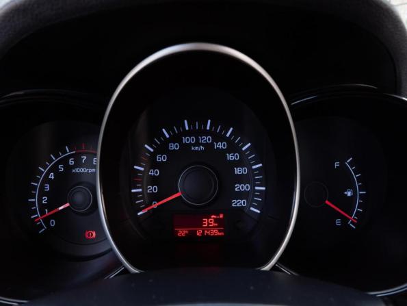 Kia Rio III Рестайлинг с пробегом 2016 года, цена 1 080 000 рублей, 121439 км, седан, Автокод Объявления