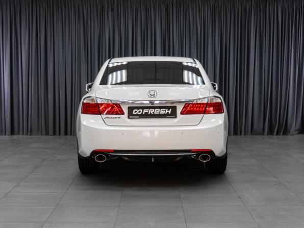 Honda Accord IX с пробегом 2013 года, цена 1 199 000 рублей, 360243 км, седан, Автокод Объявления