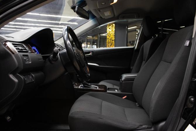 Toyota Camry VII (XV50) Рестайлинг с пробегом 2017 года, цена 1 999 000 рублей, 186476 км, седан, Автокод Объявления