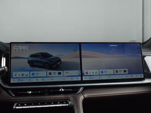 Geely Monjaro I Рестайлинг 2 с пробегом 2026 года, цена 3 999 995 рублей, 49 км, внедорожник, Автокод Объявления
