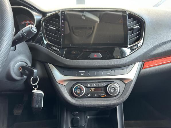 Lada (ВАЗ) Vesta I с пробегом 2019 года, цена 1 345 000 рублей, 37496 км, универсал, Автокод Объявления