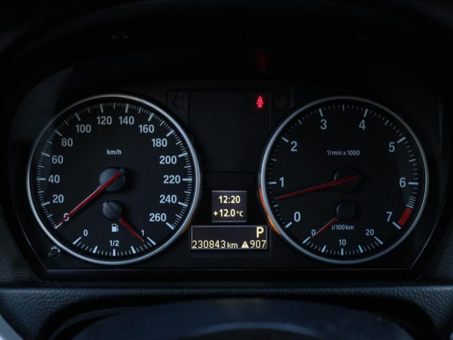 BMW 3 серии V (E90/E91/E92/E93) Рестайлинг Москва  - изображение 19