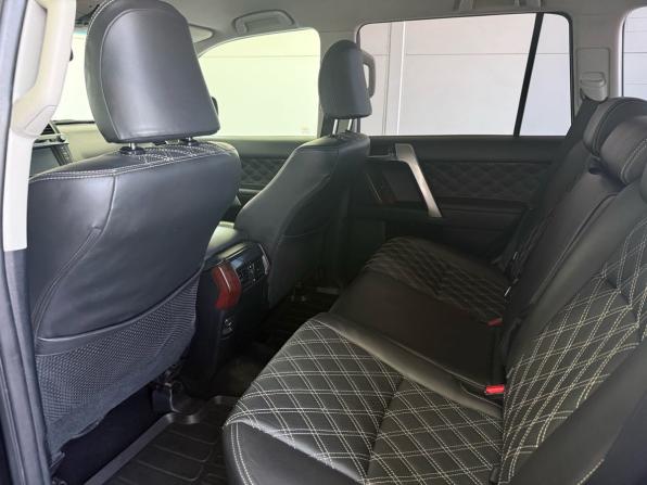 Toyota Land Cruiser Prado 150 Series Рестайлинг 1 с пробегом 2014 года, цена 3 799 000 рублей, 113913 км, внедорожник, Автокод Объявления