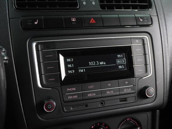 Volkswagen Polo V Рестайлинг с пробегом 2016 года, цена 1 169 000 рублей, 165076 км, седан, Автокод Объявления