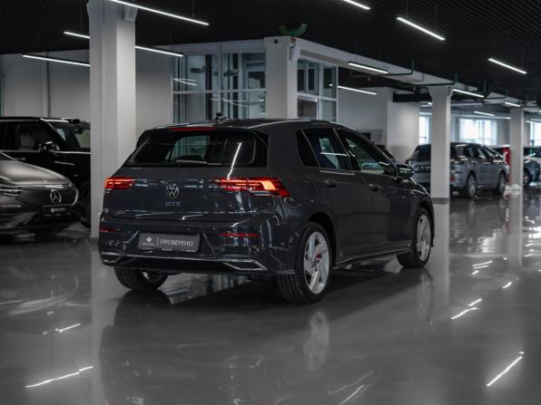 Volkswagen Golf VIII с пробегом 2020 года, цена 2 980 000 рублей, 61063 км, хэтчбек, Автокод Объявления