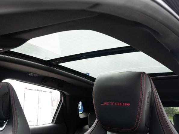 JETOUR DASHING I с пробегом 2023 года, цена 1 900 000 рублей, 23997 км, внедорожник, Автокод Объявления