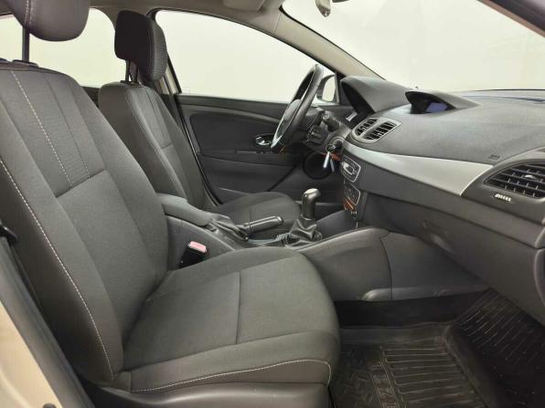 Renault Fluence I с пробегом 2012 года, цена 905 000 рублей, 85541 км, седан, Автокод Объявления