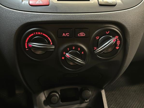 Kia Rio II Рестайлинг с пробегом 2011 года, цена 580 000 рублей, 120736 км, хэтчбек, Автокод Объявления
