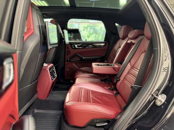 Porsche Cayenne III с пробегом 2019 года, цена 5 700 000 рублей, 110761 км, внедорожник, Автокод Объявления
