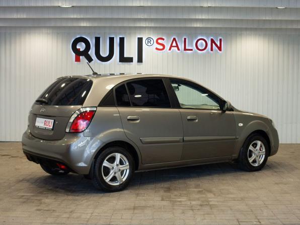 Kia Rio II Рестайлинг с пробегом 2010 года, цена 720 000 рублей, 147811 км, хэтчбек, Автокод Объявления