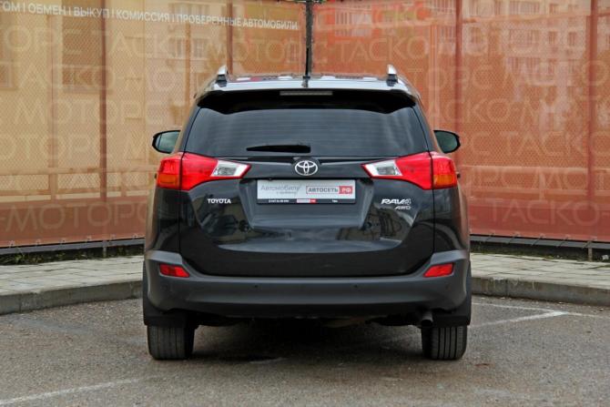Toyota RAV4 IV (XA40) Рестайлинг с пробегом 2015 года, цена 2 631 900 рублей, 181327 км, внедорожник, Автокод Объявления