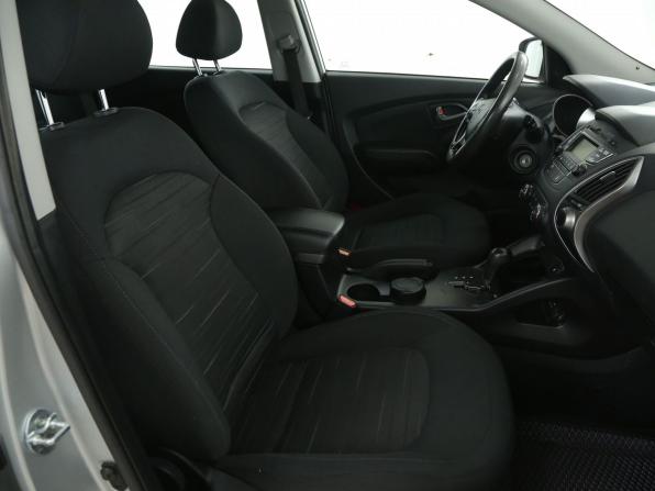 Hyundai ix35 I Рестайлинг с пробегом 2015 года, цена 1 398 000 рублей, 87200 км, внедорожник, Автокод Объявления