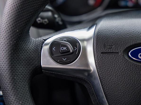Ford Focus III с пробегом 2012 года, цена 878 000 рублей, 115207 км, универсал, Автокод Объявления