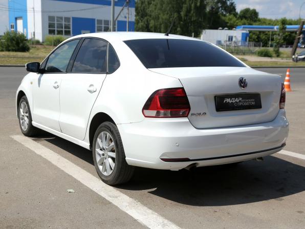 Volkswagen Polo V Рестайлинг с пробегом 2015 года, цена 697 000 рублей, 146000 км, седан, Автокод Объявления