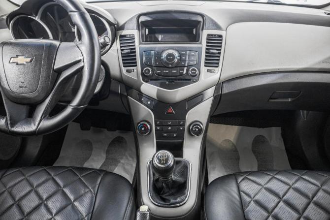 Chevrolet Cruze I с пробегом 2011 года, цена 549 000 рублей, 304000 км, седан, Автокод Объявления