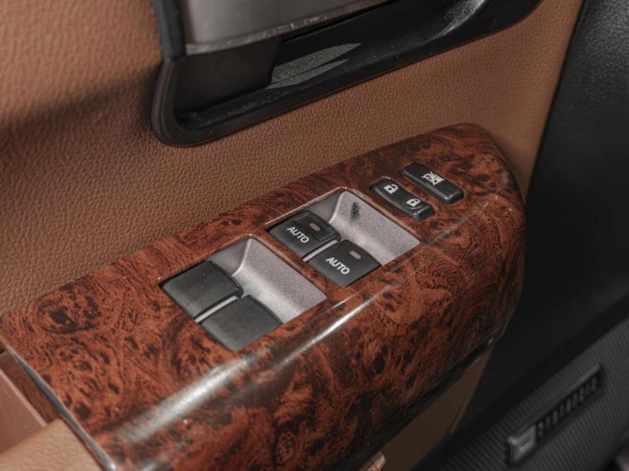 Toyota Sequoia II Мурманск  - изображение 18
