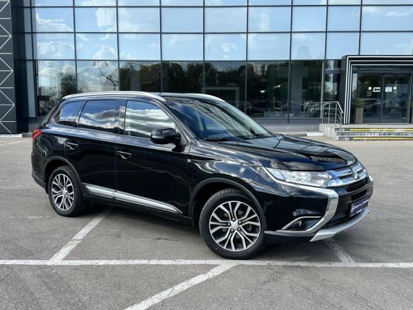 Mitsubishi Outlander III Рестайлинг 3 с пробегом 2018 года, цена 1 699 000 рублей, 108758 км, внедорожник, Автокод Объявления