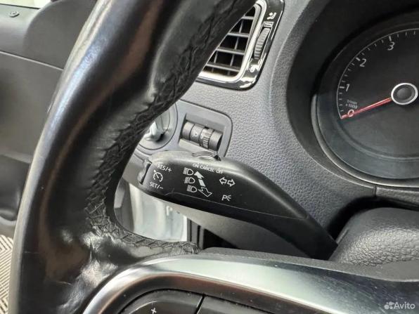 Volkswagen Polo V Рестайлинг с пробегом 2018 года, цена 1 375 000 рублей, 113002 км, седан, Автокод Объявления