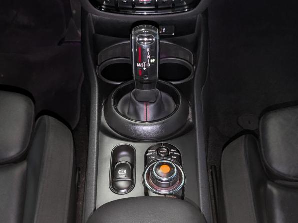 Mini Clubman II Рестайлинг с пробегом 2020 года, цена 2 830 000 рублей, 84800 км, универсал, Автокод Объявления