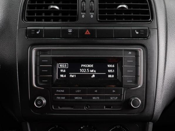 Volkswagen Polo V Рестайлинг с пробегом 2017 года, цена 1 170 000 рублей, 256173 км, седан, Автокод Объявления