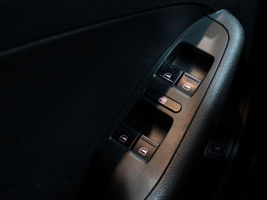 Volkswagen Jetta VI Рестайлинг Минеральные Воды  - изображение 12