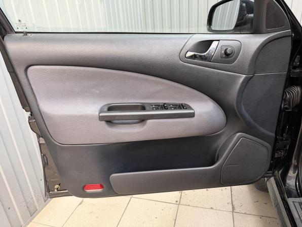 Skoda Octavia I (A4) Рестайлинг с пробегом 2004 года, цена 648 000 рублей, 184074 км, лифтбек, Автокод Объявления