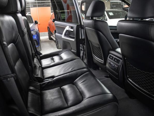 Toyota Land Cruiser 200 Series Рестайлинг 2 с пробегом 2015 года, цена 5 198 000 рублей, 219139 км, внедорожник, Автокод Объявления