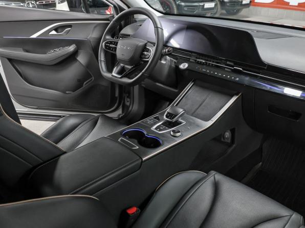 Omoda C5 I с пробегом 2023 года, цена 1 850 000 рублей, 31057 км, внедорожник, Автокод Объявления