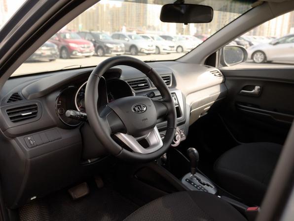 Kia Rio III с пробегом 2013 года, цена 860 000 рублей, 178375 км, хэтчбек, Автокод Объявления
