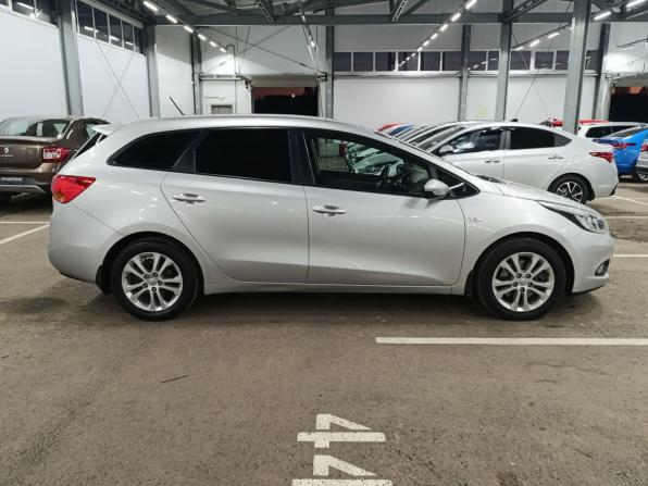 Kia Ceed II с пробегом 2013 года, цена 915 000 рублей, 210515 км, универсал, Автокод Объявления