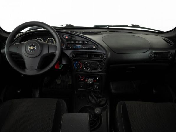 Chevrolet Niva I Рестайлинг с пробегом 2018 года, цена 834 000 рублей, 69000 км, внедорожник, Автокод Объявления