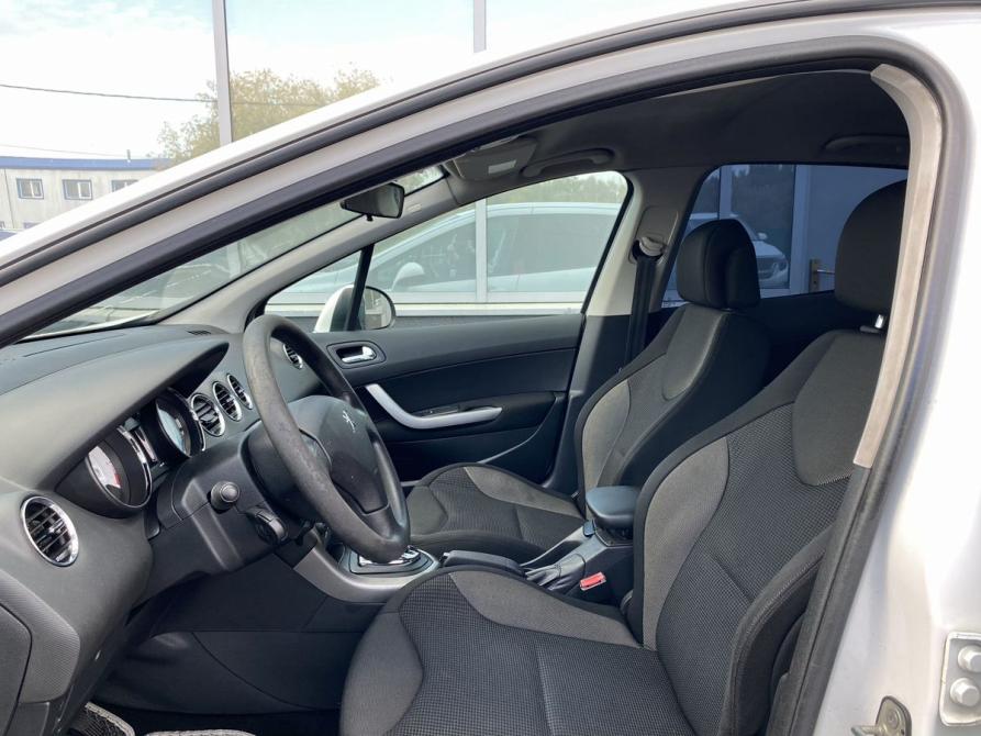 Peugeot 308 I Москва  - изображение 16