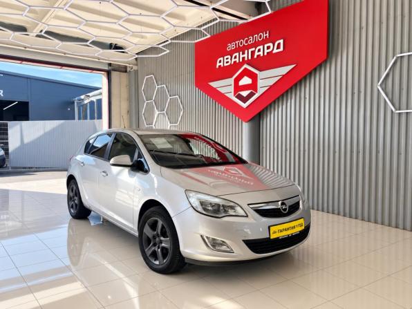 Opel Astra J с пробегом 2012 года, цена 650 000 рублей, 198788 км, хэтчбек, Автокод Объявления