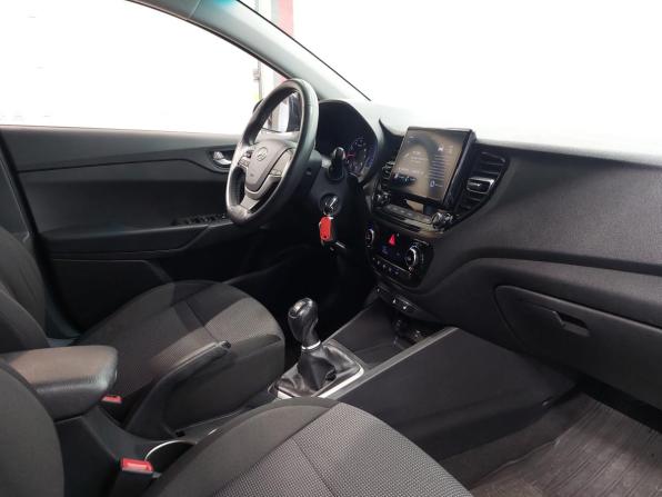 Hyundai Solaris II Рестайлинг с пробегом 2021 года, цена 1 320 000 рублей, 146300 км, седан, Автокод Объявления