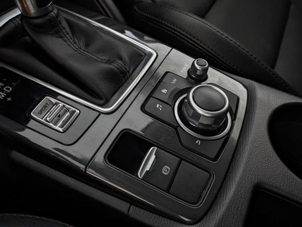 Mazda CX-5 I Рестайлинг с пробегом 2017 года, цена 1 990 000 рублей, 200775 км, внедорожник, Автокод Объявления