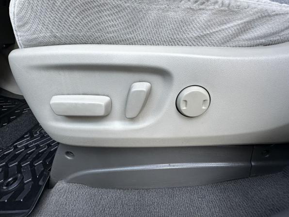 Toyota Sienna III с пробегом 2010 года, цена 2 050 000 рублей, 228619 км, минивэн, Автокод Объявления