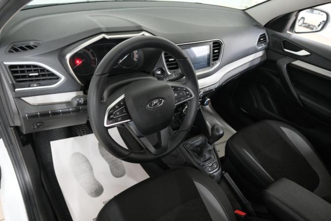 Lada (ВАЗ) Vesta I Рестайлинг (NG) с пробегом 2023 года, цена 1 449 000 рублей, 8900 км, седан, Автокод Объявления