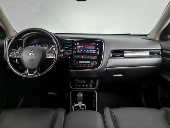 Mitsubishi Outlander III Рестайлинг 2 с пробегом 2018 года, цена 2 298 000 рублей, 186000 км, внедорожник, Автокод Объявления
