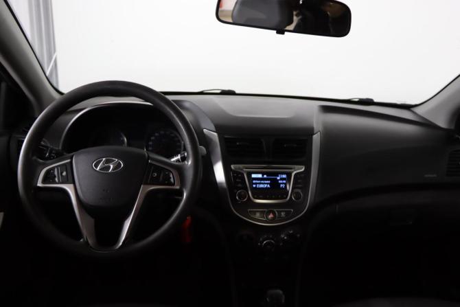 Hyundai Solaris I Рестайлинг с пробегом 2014 года, цена 769 990 рублей, 124862 км, хэтчбек, Автокод Объявления