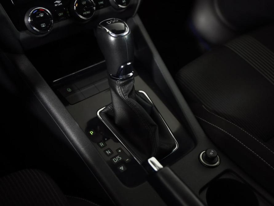 Skoda Octavia III (A7) Рестайлинг Санкт-Петербург  - изображение 16