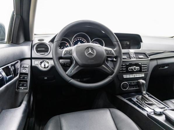 Mercedes-Benz C-Класс III (W204) Рестайлинг с пробегом 2012 года, цена 1 408 000 рублей, 229294 км, седан, Автокод Объявления
