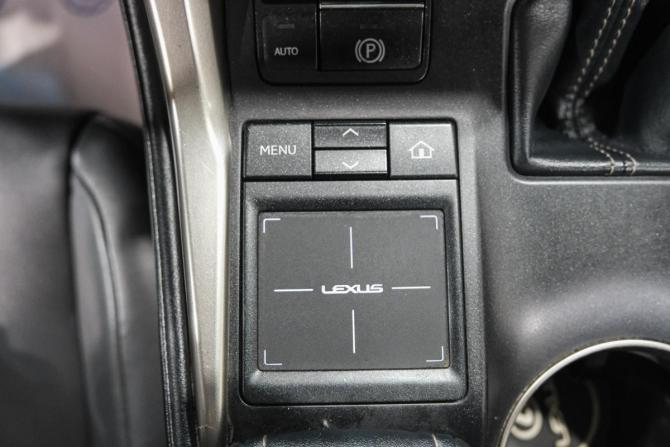 Lexus NX I с пробегом 2016 года, цена 3 009 000 рублей, 167000 км, внедорожник, Автокод Объявления