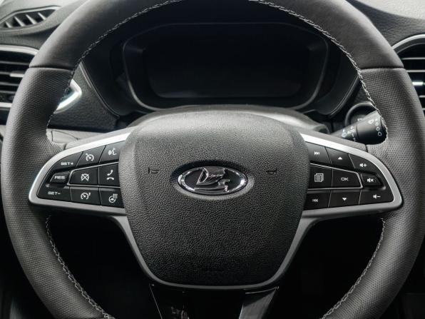 Lada (ВАЗ) Vesta I Рестайлинг (NG) с пробегом 2026 года, цена 1 999 900 рублей, 350 км, седан, Автокод Объявления