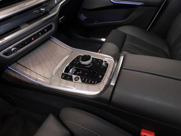 BMW X7 I (G07) Рестайлинг с пробегом 2024 года, цена 13 600 000 рублей, 16472 км, внедорожник, Автокод Объявления