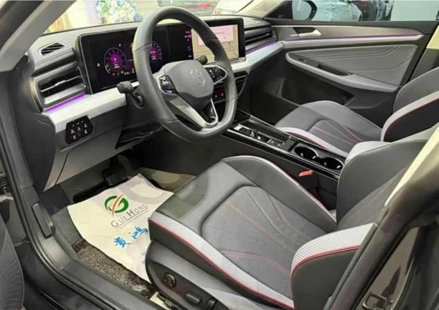 Volkswagen Lamando II с пробегом 2025 года, цена 2 770 990 рублей, 600 км, хэтчбек, Автокод Объявления