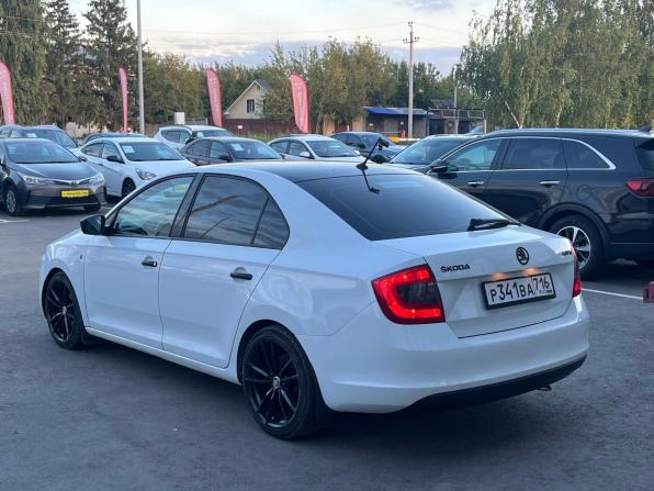 Skoda Rapid I с пробегом 2016 года, цена 750 000 рублей, 271141 км, лифтбек, Автокод Объявления