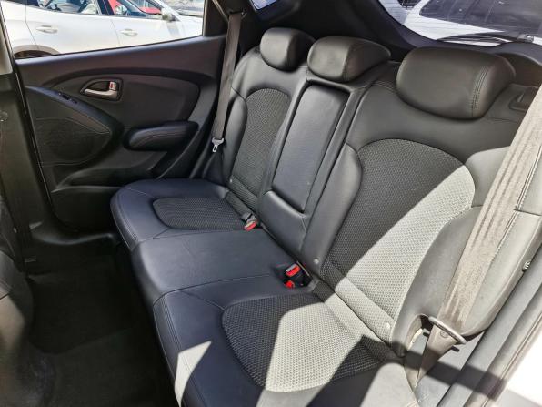 Hyundai ix35 I с пробегом 2011 года, цена 980 000 рублей, 332017 км, внедорожник, Автокод Объявления